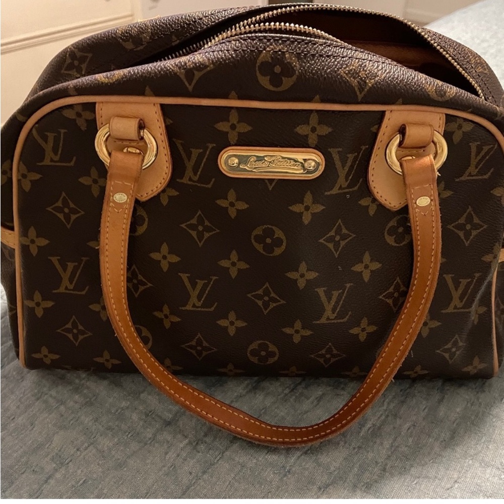 AUTHENTIC Louis Vuitton Tote
